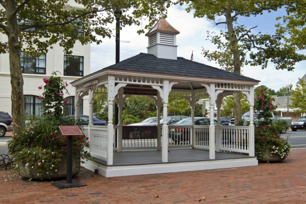white colonial Gazebo Boca Raton, Delray Beach, Boynton Beach, Miami, Gazebos near me, Buy a Gazebo, Gazebo Outdoor Structure, Fort Lauderdale, Parkland, West Palm Beach, Parkland, Atlantis