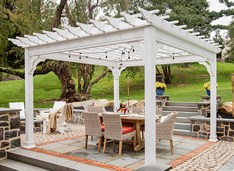 traditional-vinyl-pergola